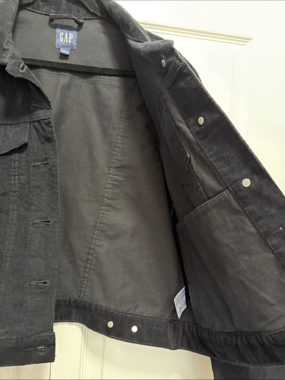 GAP Black Corduroy Trucker Jacket women’s large - Picture 8 of 11